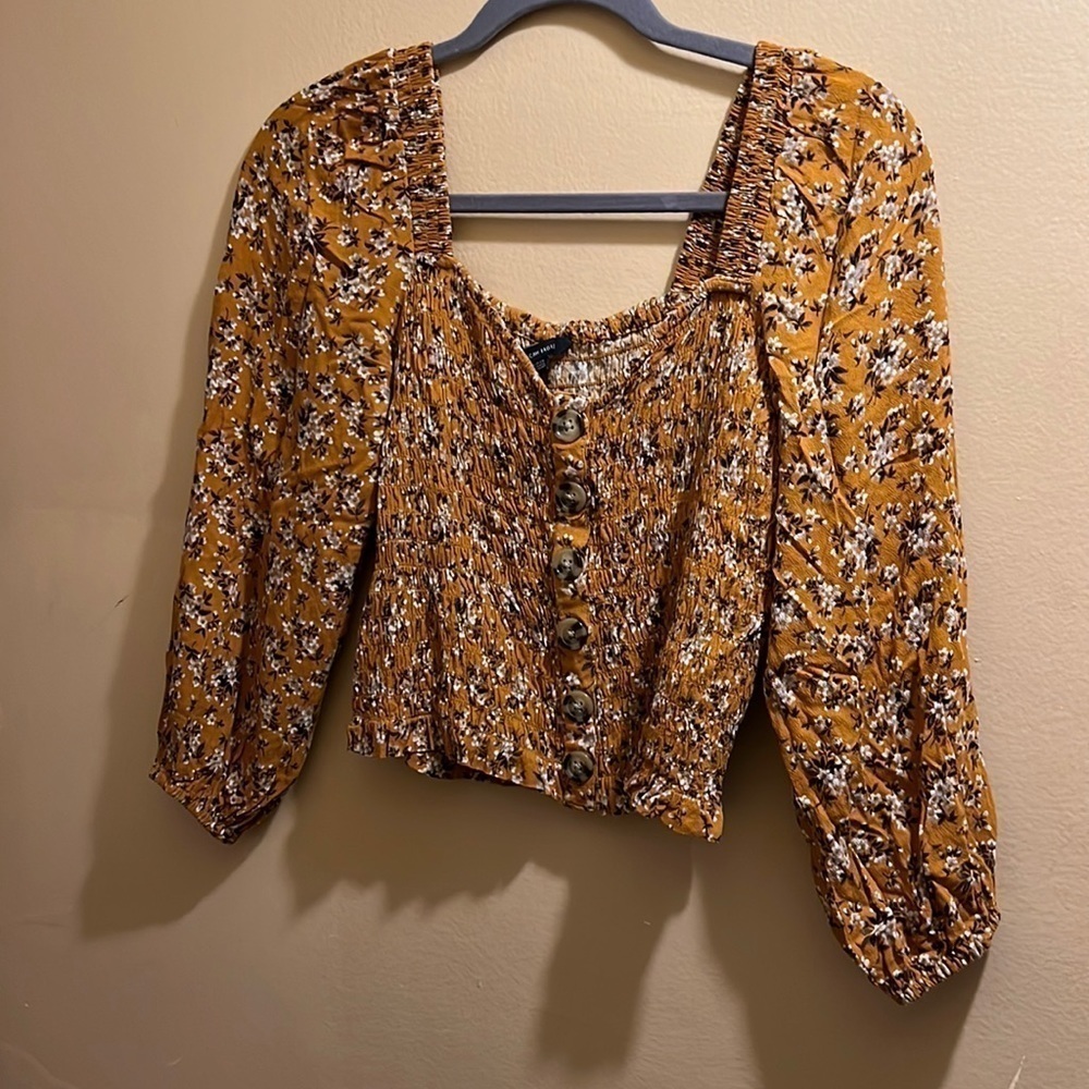 American eagle floral top